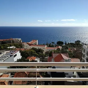 https://lido-funchal-tourist-two-bedroom-apartment.madeira-islandshotels.com